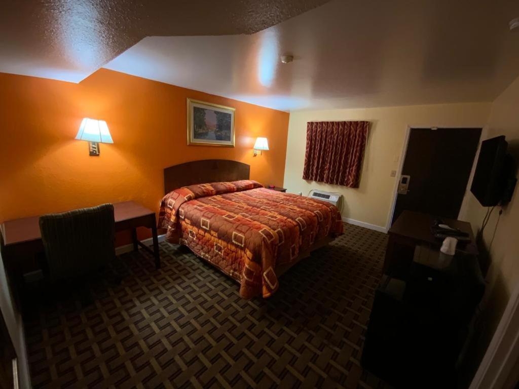 Indian Mound 2* Fairmont City